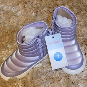 Cat & Jack Insulated Lilac Color Sneakers